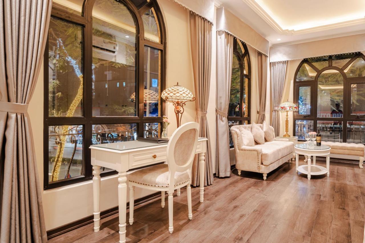 The Castle Hotel Hanoï Extérieur photo