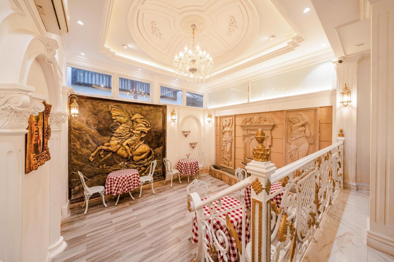 The Castle Hotel Hanoï Extérieur photo
